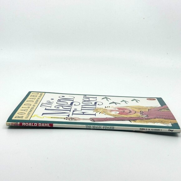The Magic Finger, Paperback Book by Dahl, Roald / ISBN 0141302291 - Picture 3 of 8